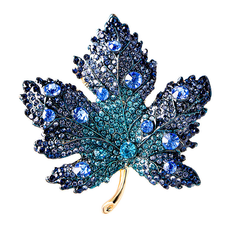 New arrival beautiful brooch-maple leaf