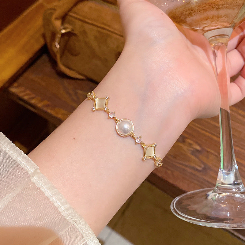 New arrival beautiful special lady bracelet for you