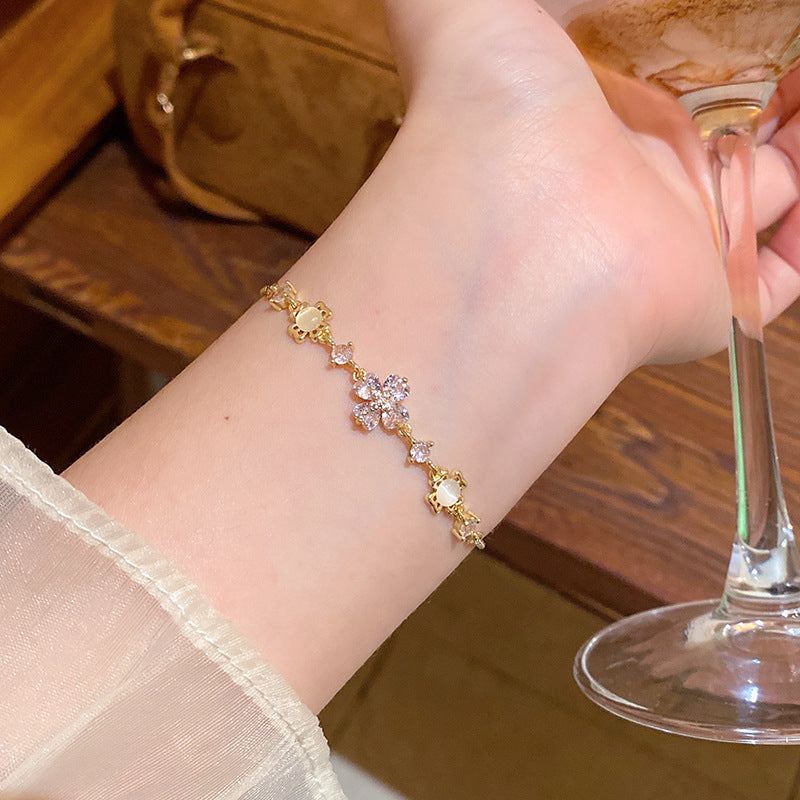 New arrival beautiful special lady bracelet for you